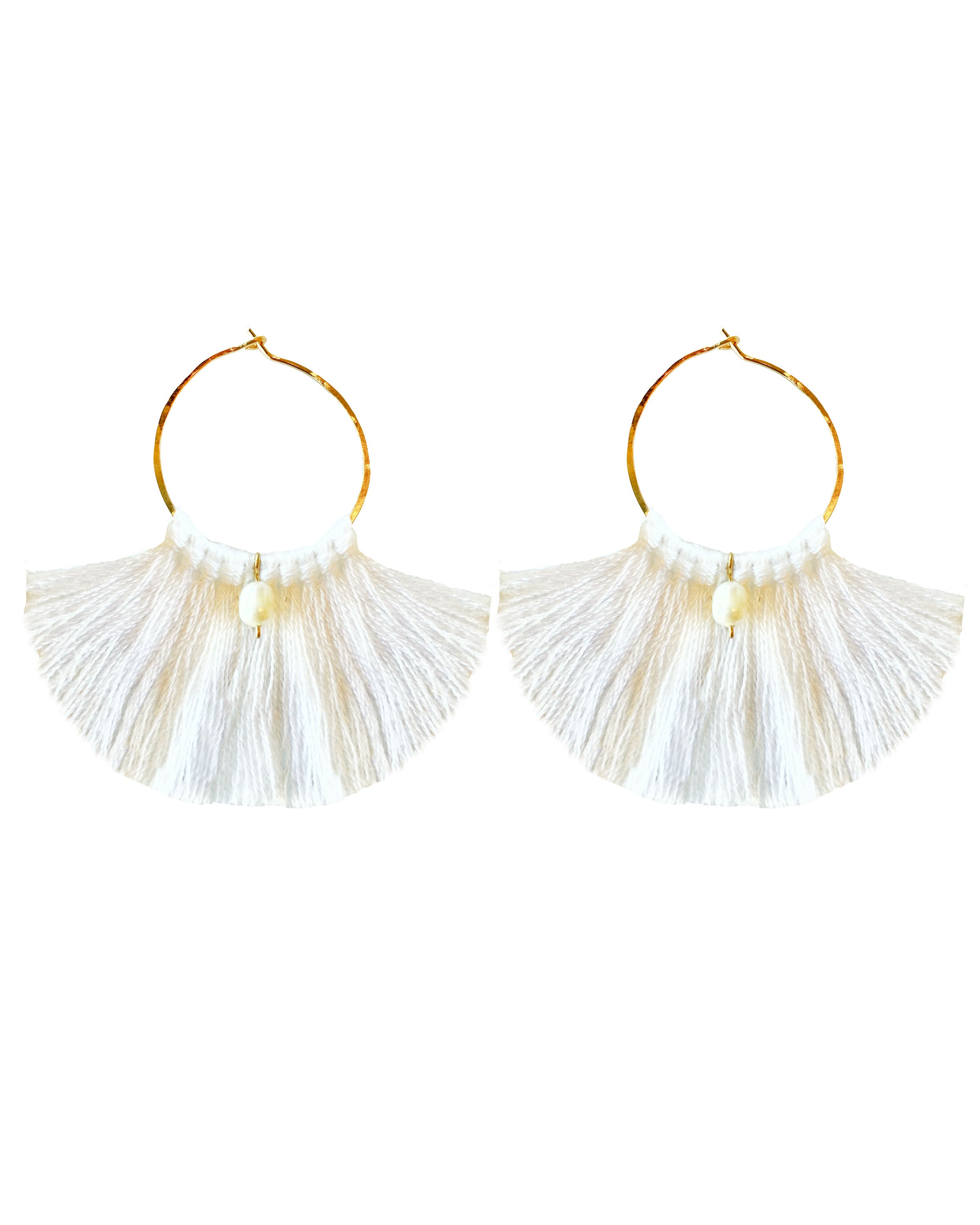 WHITE FRINGE PEARL EARRINGS